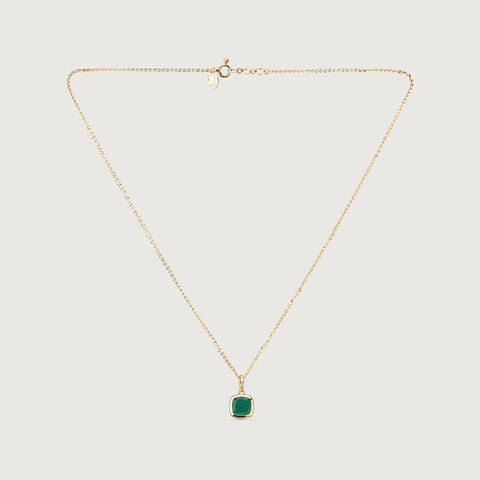 Lustrous Verdant Onyx Necklace