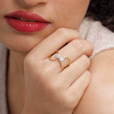 Gleaming Charm Diamond Ring