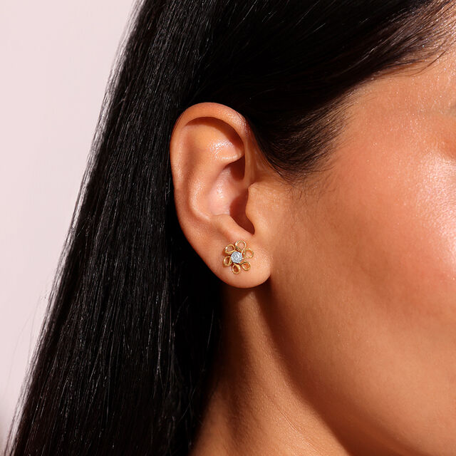 Dancing Daisy Diamond Stud Earrings,,hi-res image number null