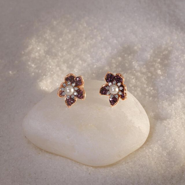 Blossom Aura Diamond Stud Earrings,,hi-res image number null