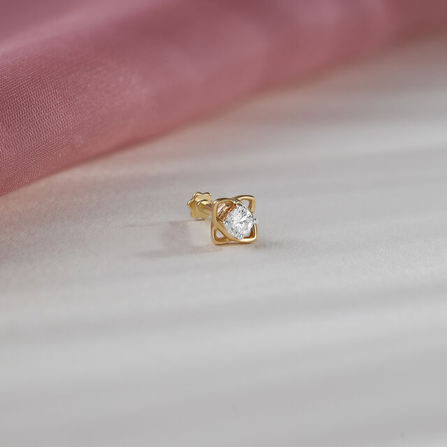 Ethereal Radiance Gold and Diamond Nose Pin,,hi-res image number null