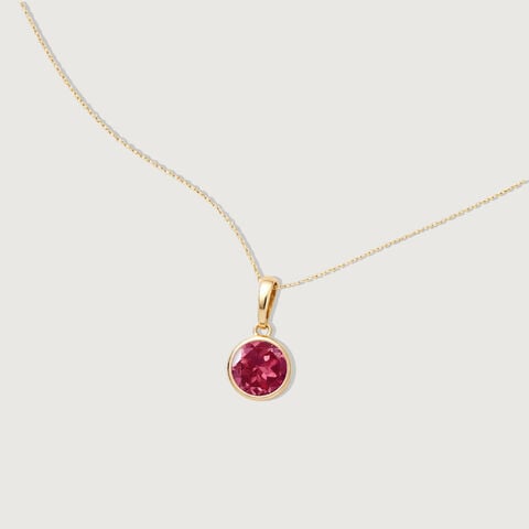 Structured Sleek Ruby Gold Pendant