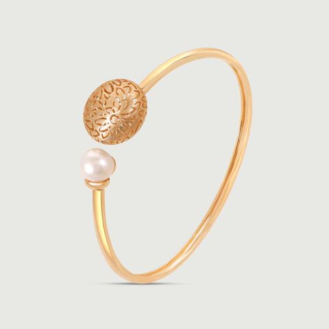 Artful Accent Pearl Bangle