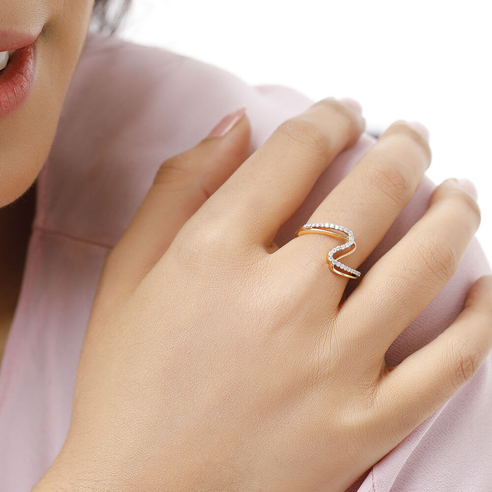 Gold curved sales ring