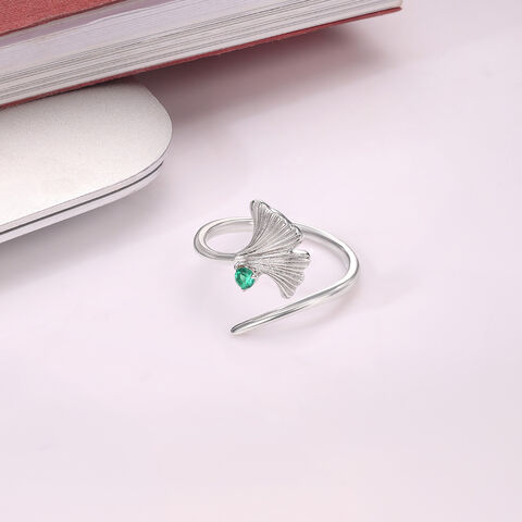 Delicate Curve Silver Ring