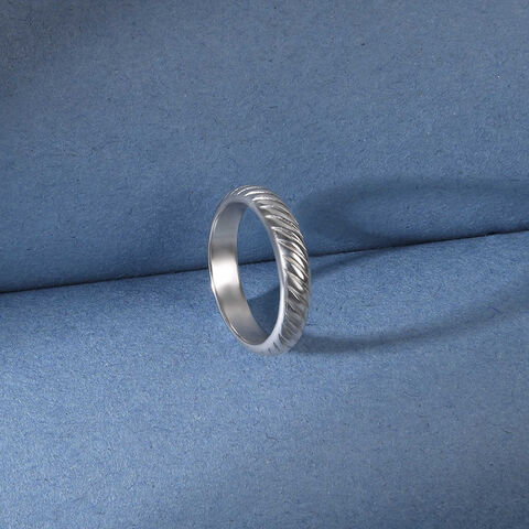 Sleek Twist Silver Ring