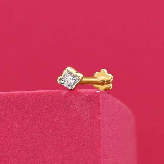 Chic Nova Diamond Nose Pin,,hi-res image number null
