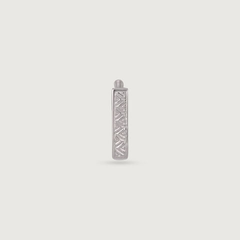 Edgy Linear Silver Nose Pin