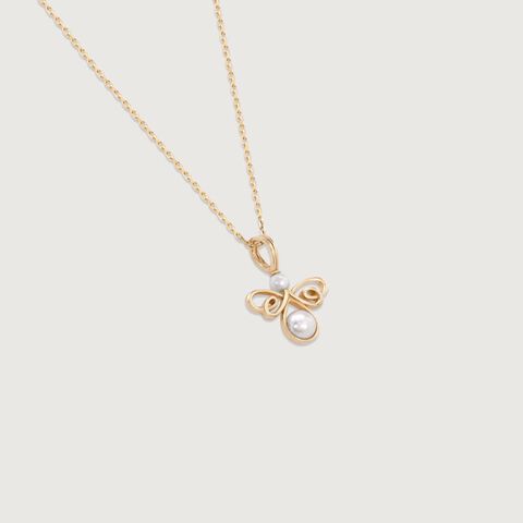 Curve Chic Pearl Pendant