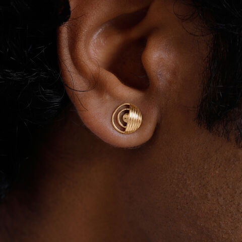 Radiant Concentric Gold Stud Earrings