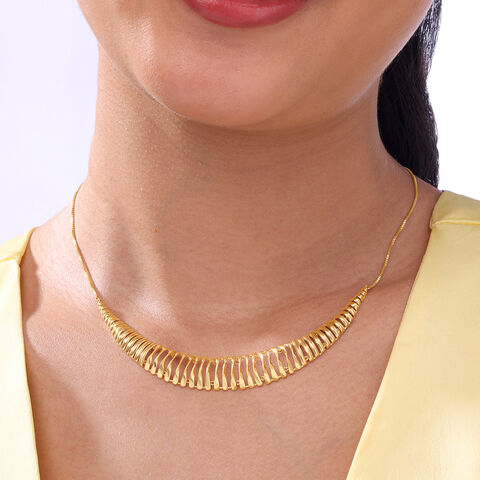 Sleek Radiant Gold Necklace