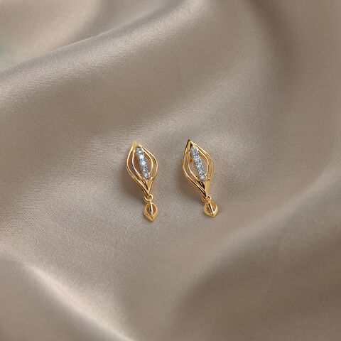 Breezy Elegance 14 Kt Gold & Diamond Drop Earrings
