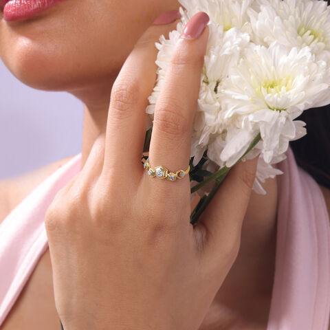 Honeycomb Radiance Diamond Ring