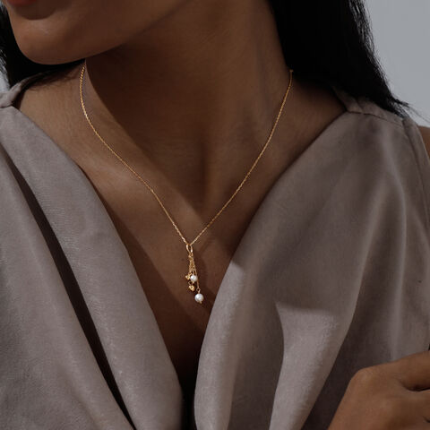 Graceful Cascade Pearl Pendant