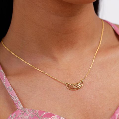 Elegant Chic Gold Necklace