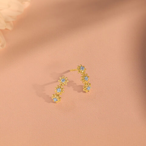 Daisy Trail Diamond Stud Earrings