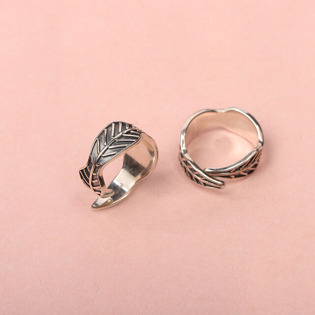Rustic Groove Silver Toe Rings,,hi-res image number null