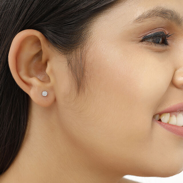 14 KT White Gold Circular Stud Diamond Earrings,,hi-res view 5