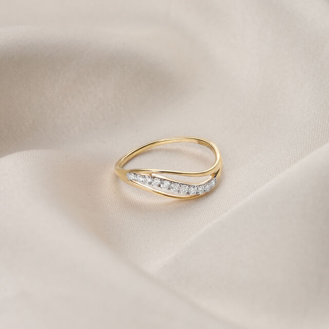 Eternal Elegance 14 Kt Gold & Diamond Ring,,hi-res image number null