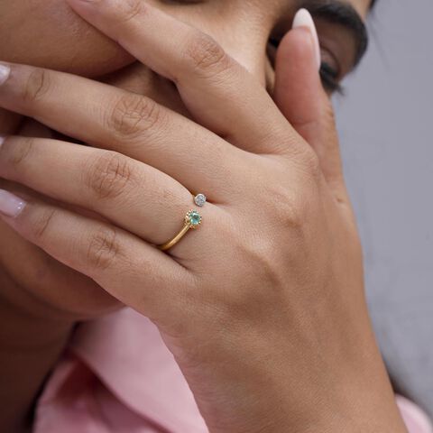Verdant Glow Diamond Ring