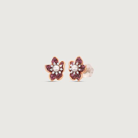 Blossom Aura Diamond Stud Earrings