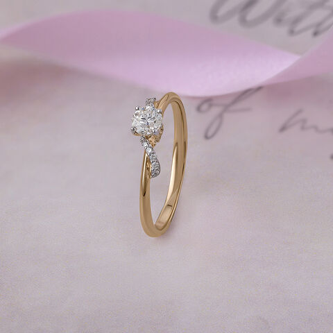 Starlit Heart 14 kt Gold & Diamond Finger Ring