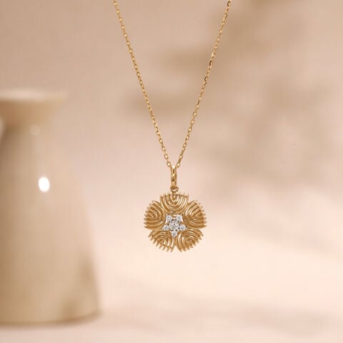 Sculpted Aura Diamond Pendant