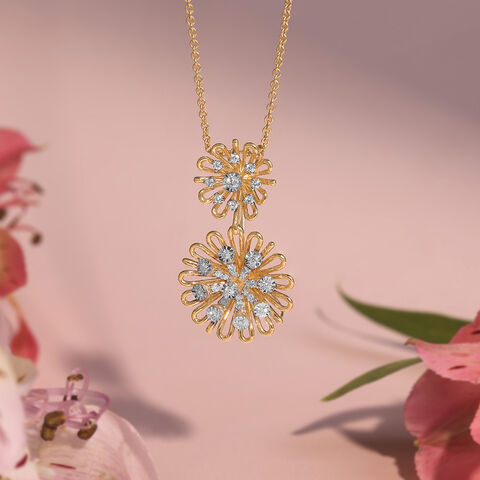 Everbloom Daisy Diamond Pendant