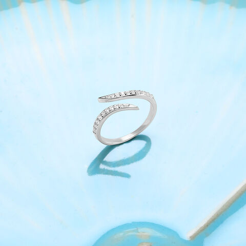 Sleek Twist Silver Ring