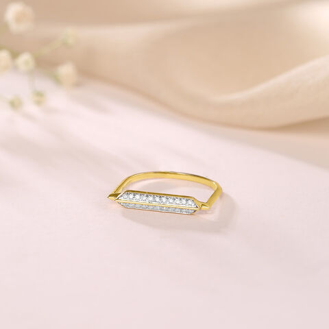 Bold Lines Gold & Diamond Finger Ring