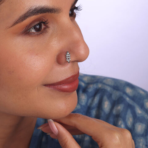 Playful Stacked Silver Nose Pin