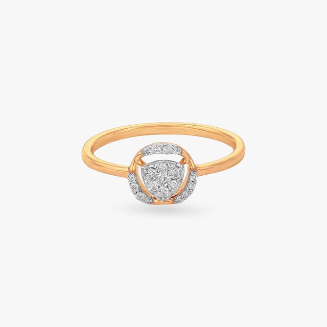 Halo Cluster Diamond Ring,,hi-res image number null