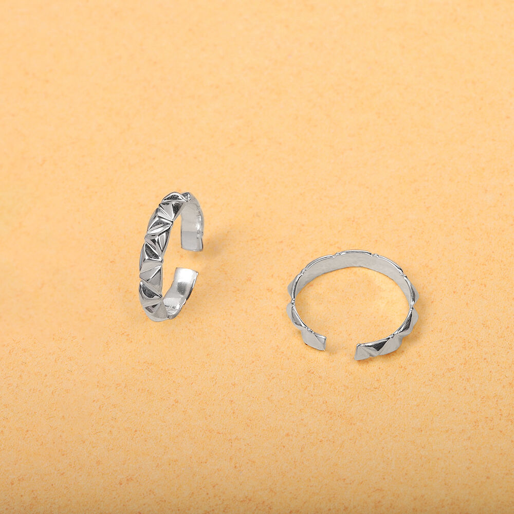 Buy Sleek Lines Silver Toe Rings Online Mia by Tanishq