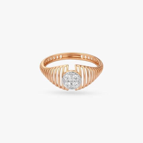 Sleek Radiance Diamond Ring