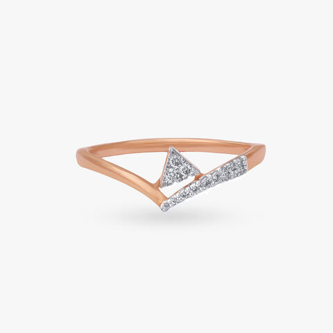 Sleek Twist Diamond Finger Ring
