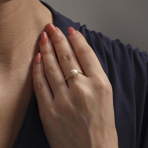 Wave Glow Pearl Ring