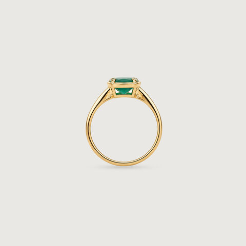 Lustrous Verdant Onyx Ring
