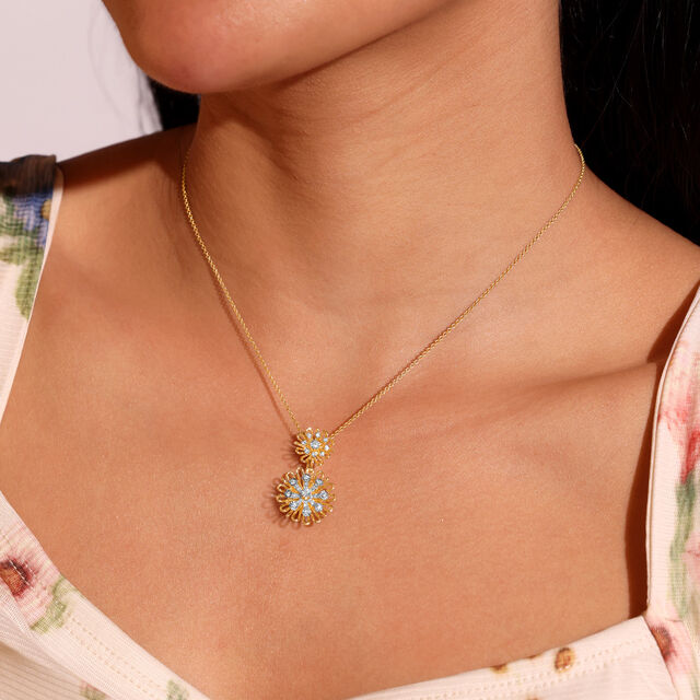 Everbloom Daisy Diamond Pendant,,hi-res image number null