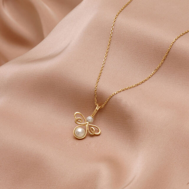 Curve Chic Pearl Pendant,,hi-res image number null