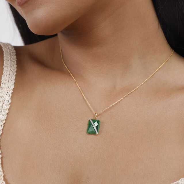 Royal Glow Quartz Pendant,,hi-res image number null