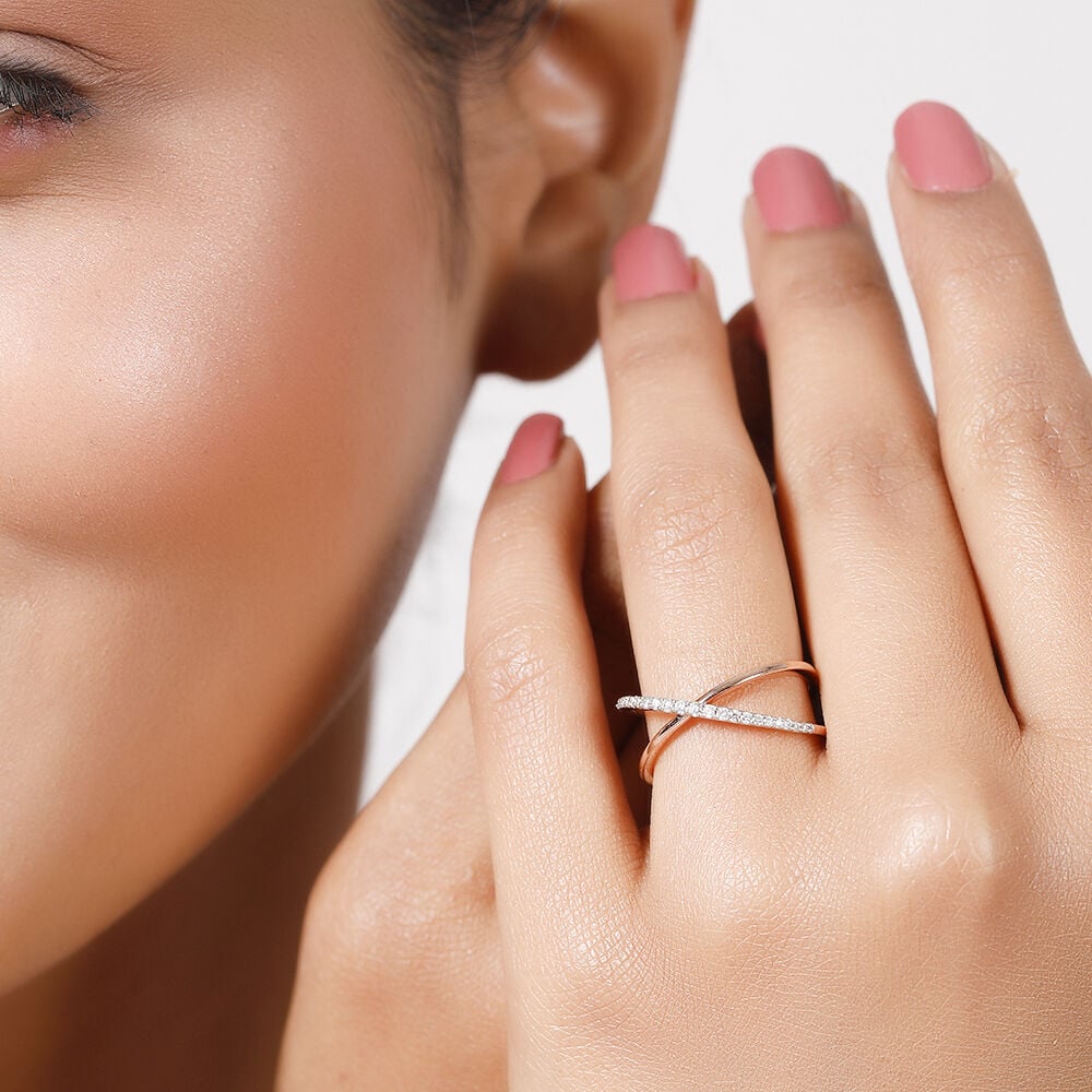 Buy 14KT Rose Gold Entwined Brilliance Diamond Finger Ring Online Mia by Tanishq