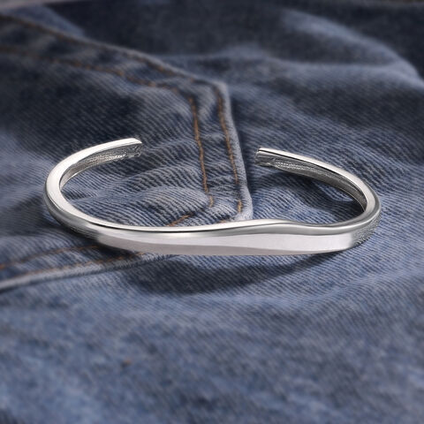 Fluid Curve Silver Kada
