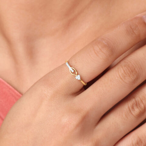 Hearty Wink Diamond Ring