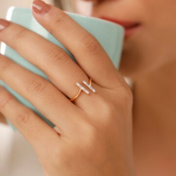 Sleek Elegance 18KT Diamond Finger Ring