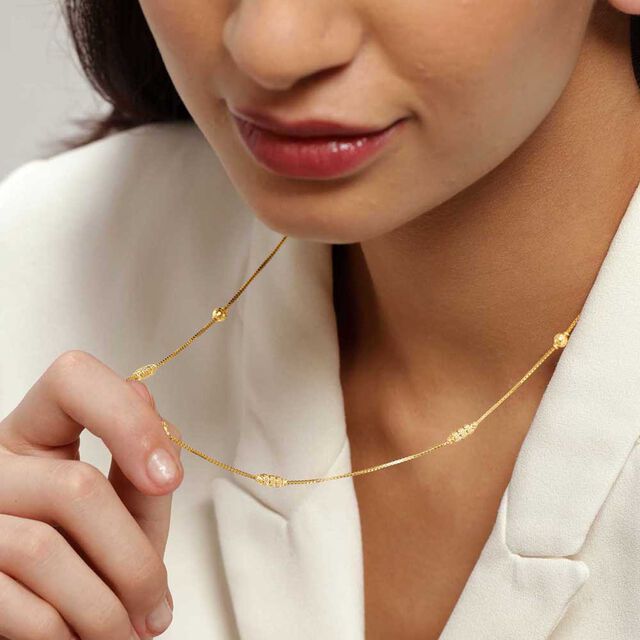 Sassy Swirl Gold Chain,,hi-res image number null
