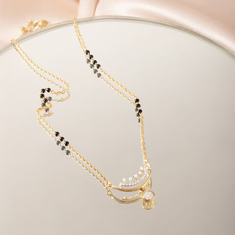 Luminous Curve Gold and Diamond Mangalsutra
