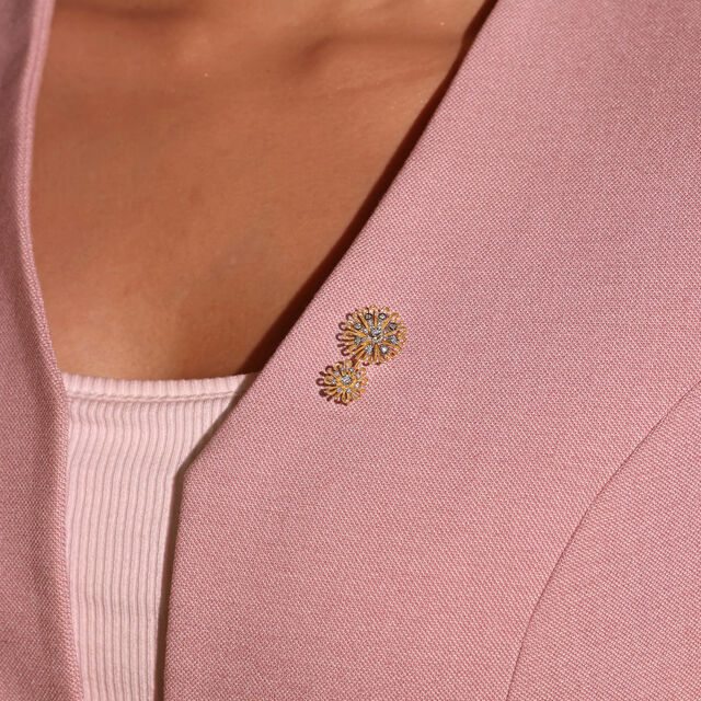 Everbloom Daisy Diamond Pendant,,hi-res image number null