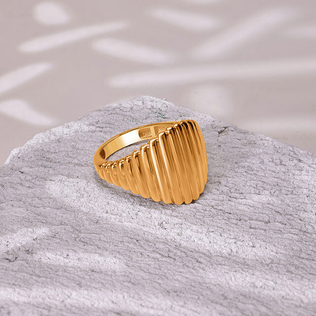 Classic Grooves 18KT Gold Finger Ring,,hi-res image number null
