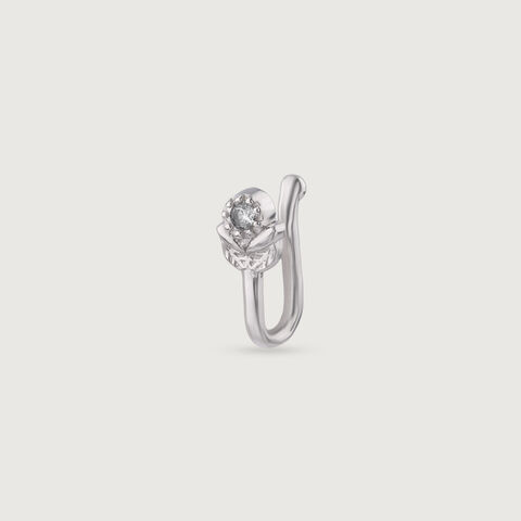 Lovely Bloom Silver Nose Pin