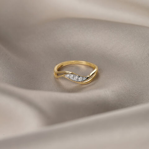 Eternal Flow 14 Kt Gold & Diamond Ring